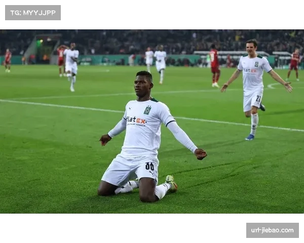 雷恩3-1爆冷终结巴黎七连胜,塔马里莱波尔恩博洛三叉戟发威 雷恩3-1爆冷终结巴黎七连胜,塔马里莱波尔恩博洛三叉戟发威