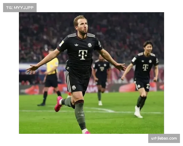 复盘拜仁大胜:高位逼抢如何瞬间瓦解对手后场出球体系 复盘拜仁大胜:高位逼抢如何瞬间瓦解对手后场出球体系